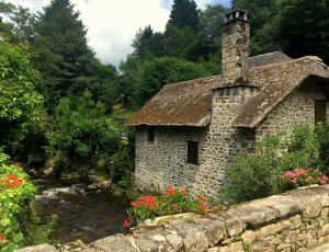 Gimel : l'histoire au fil des cascades